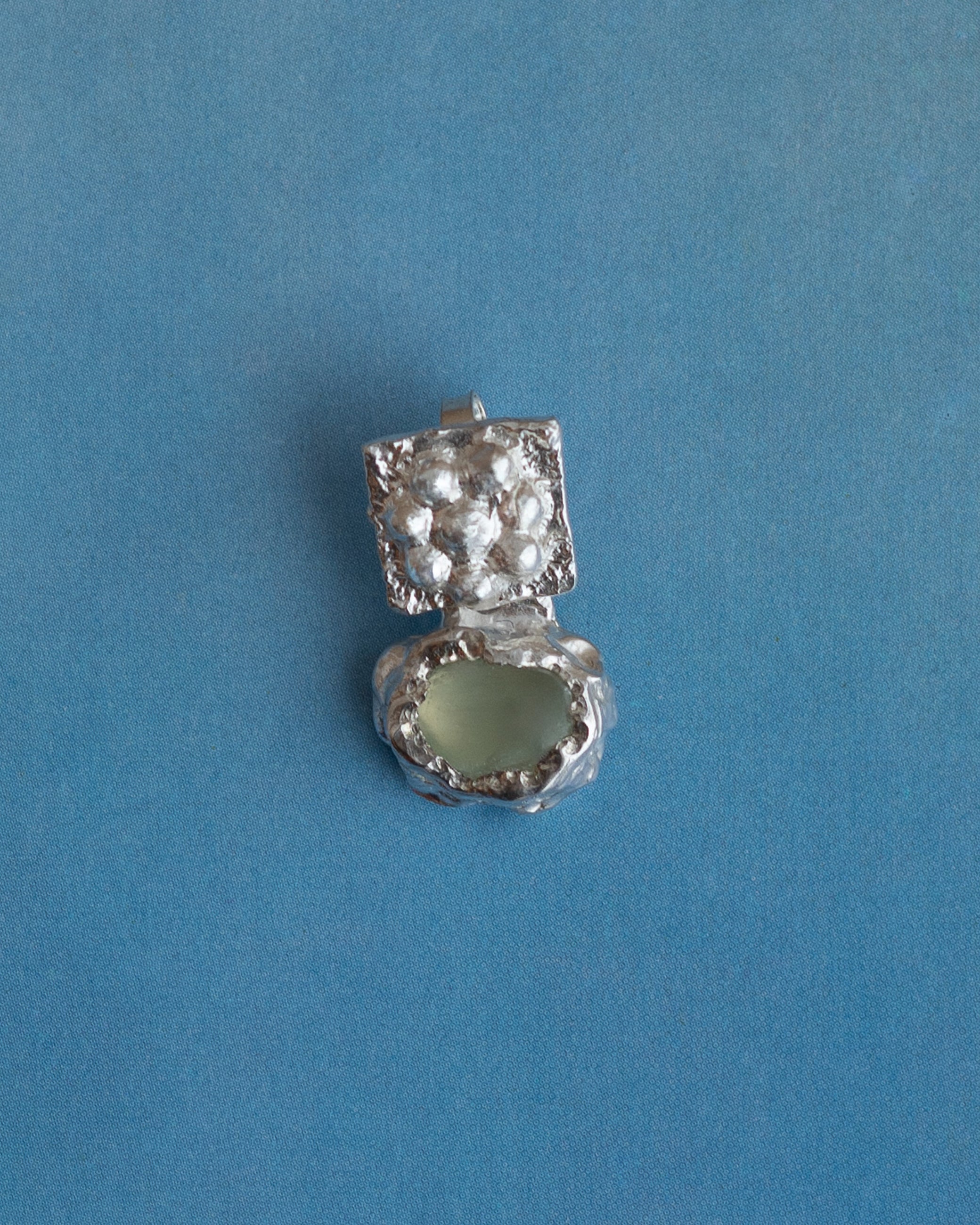 earringed with prehnite